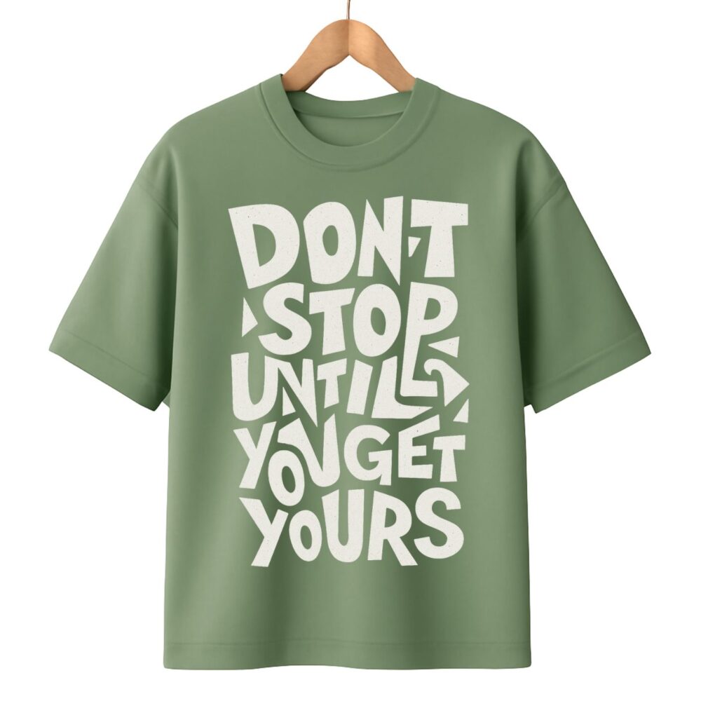 Oversized T-shirt: Motivation